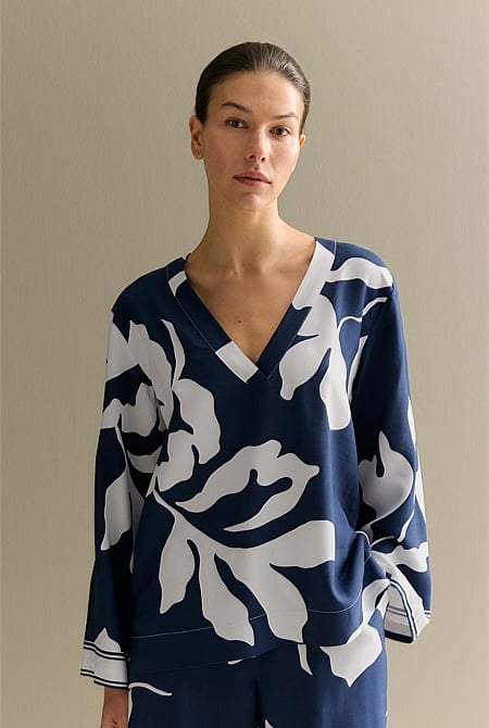 Palm Border Popover V Neck Blouse