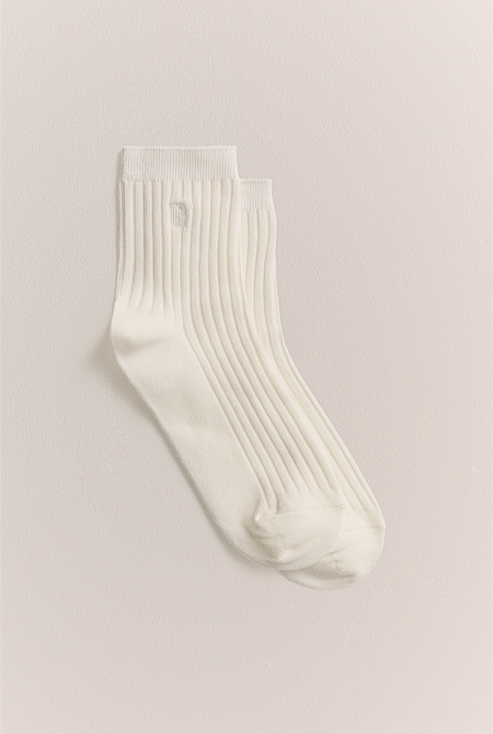 Monogram Rib 1/4 Crew Sock