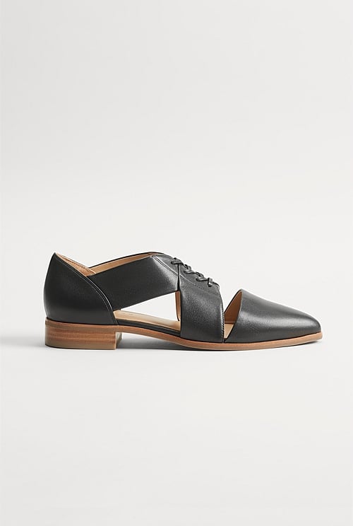 Black Leather Cut Out Derby Shoe - WOMEN Flats | Trenery