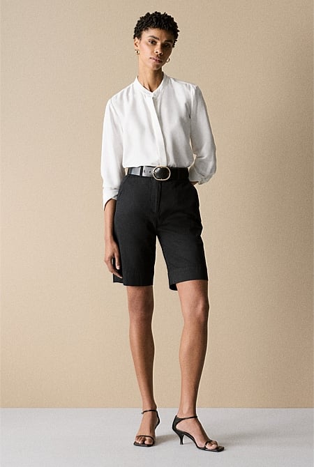 Black Longline Chino Short - WOMEN Shorts | Trenery