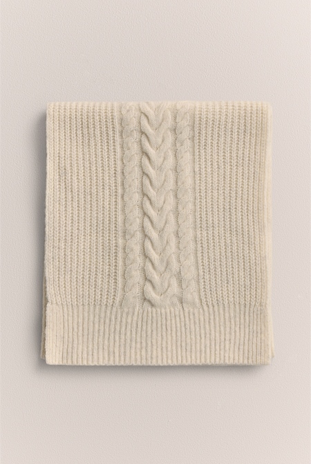 Merino Cable Knit Scarf