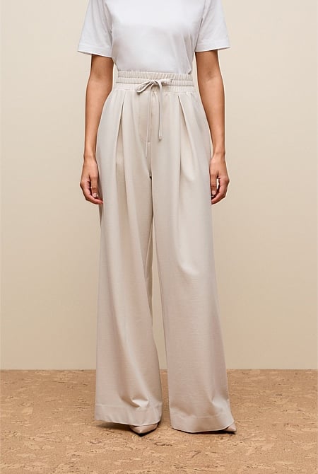 Ponte Wide Leg Pull On Pant
