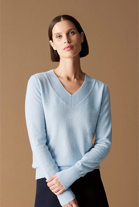 Sky Blue Cashmere Metallic Fleck V Neck Knit - WOMEN Knitwear | Trenery