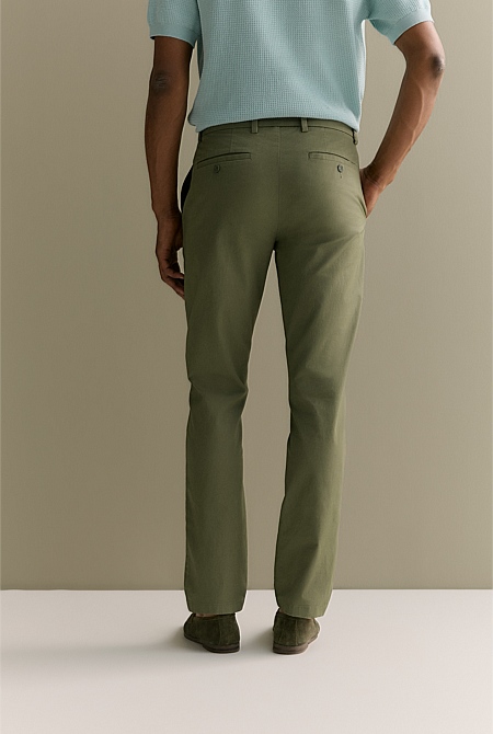 Regular Fit Modern Chino Pant