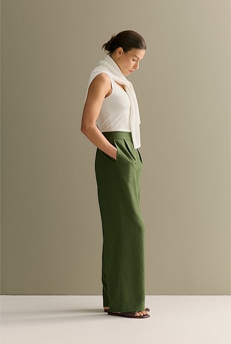 Draped Wide Leg Pull On Pant