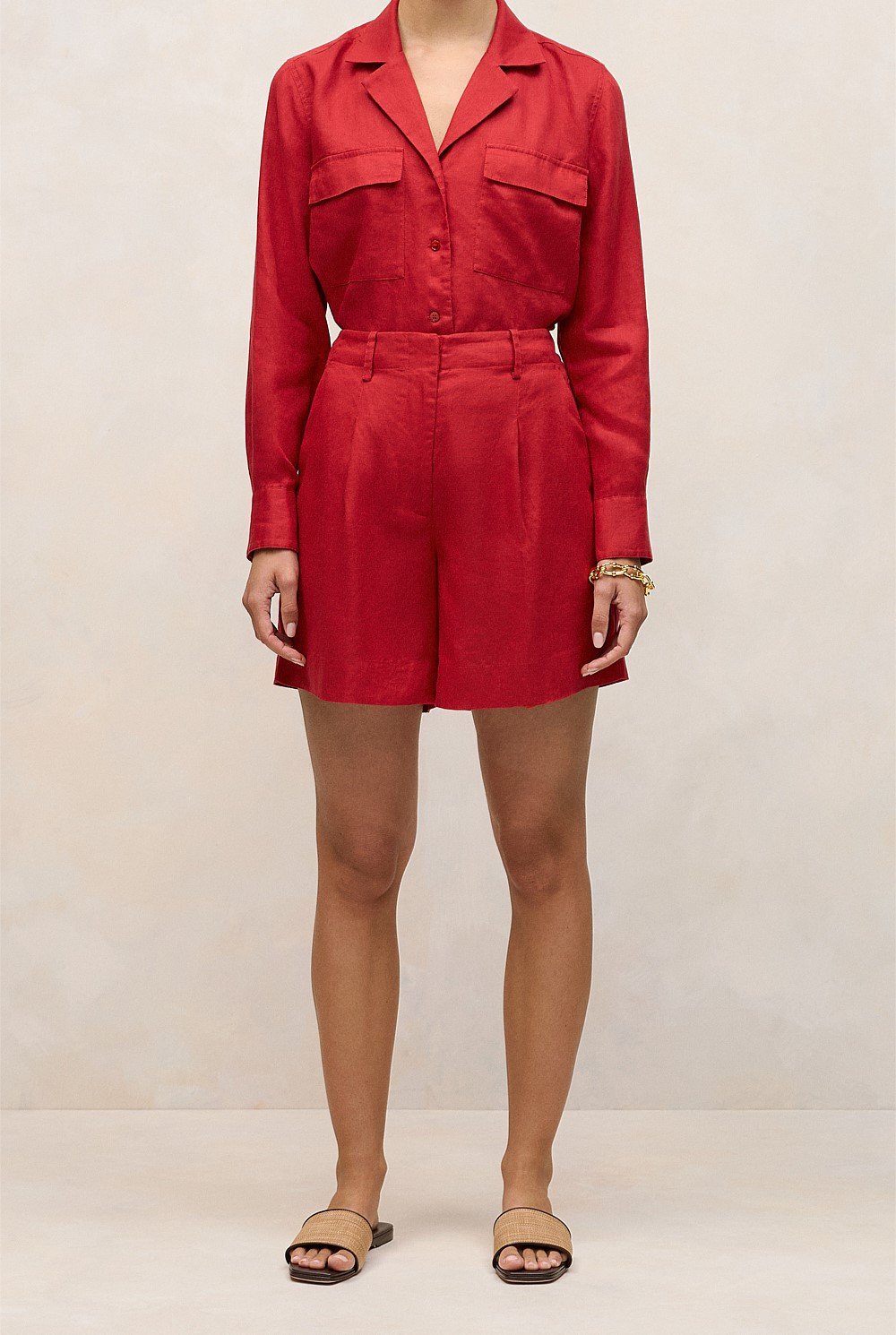 Linen Tailored Short