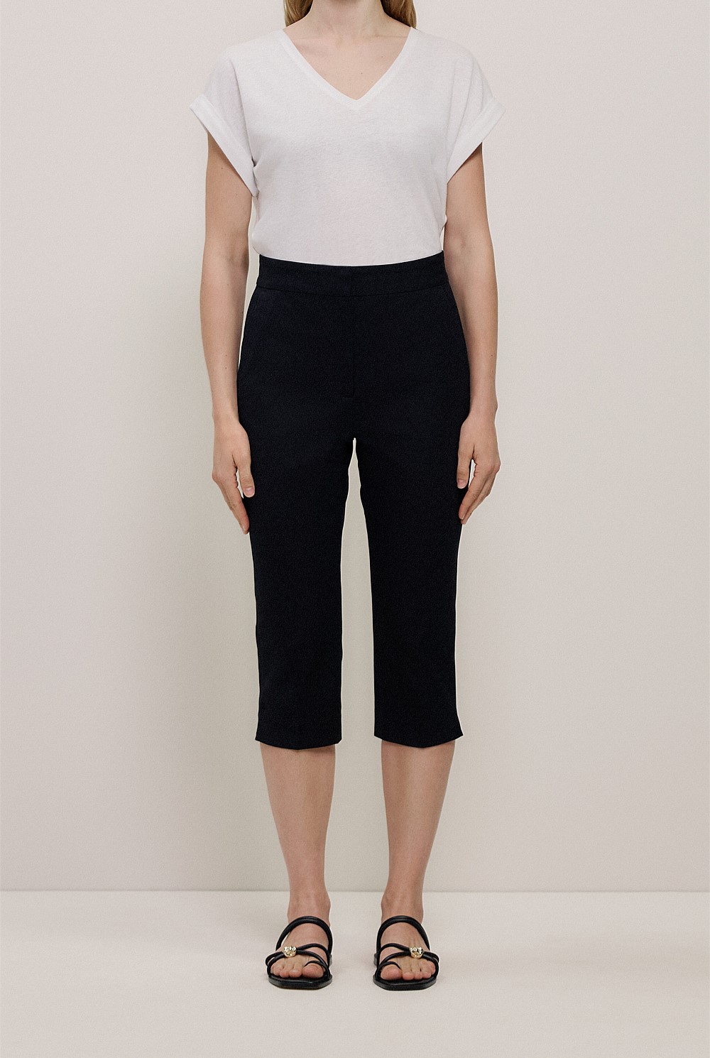 Bi-Stretch Capri Pant