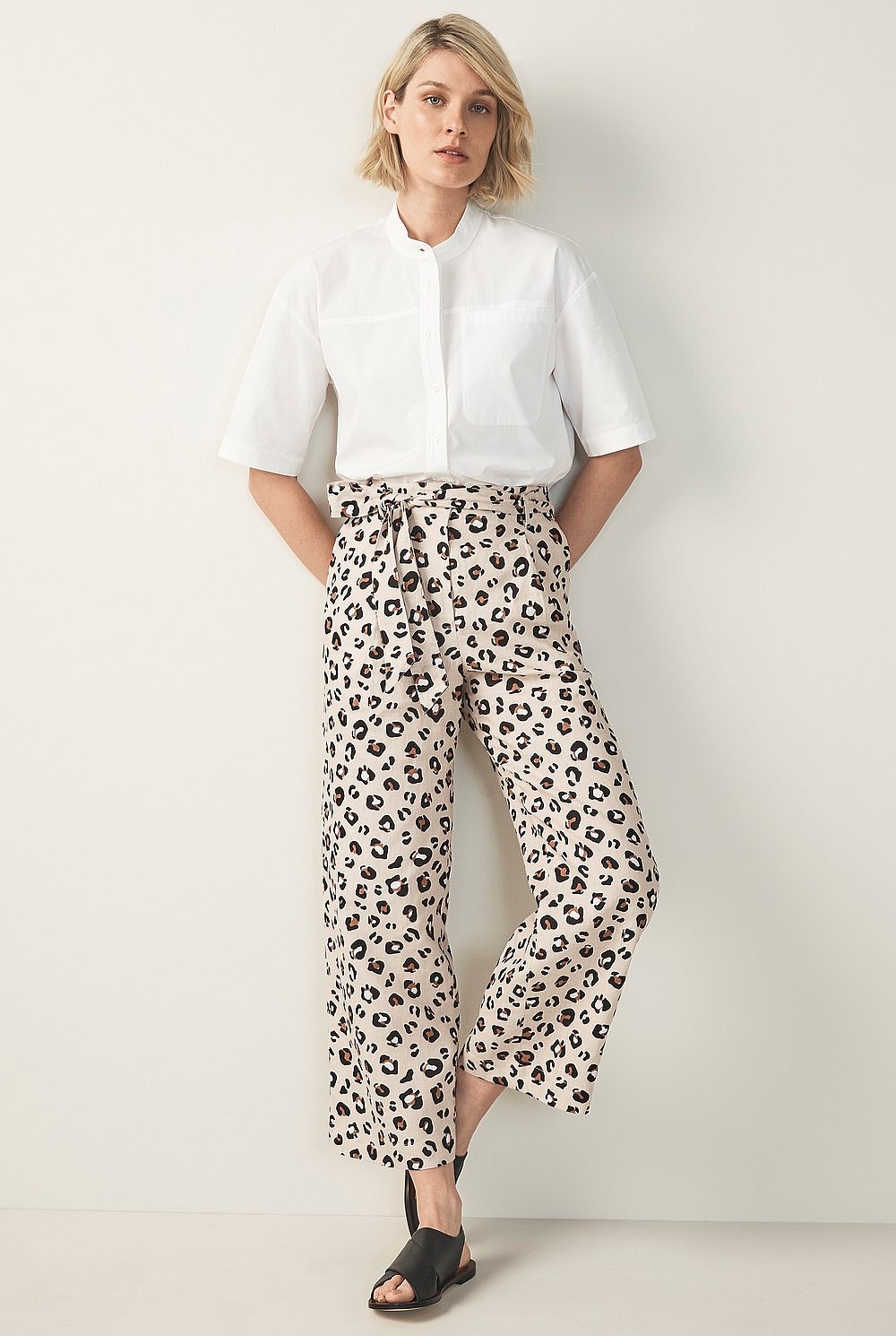 Linen Leopard Tie Front Pant
