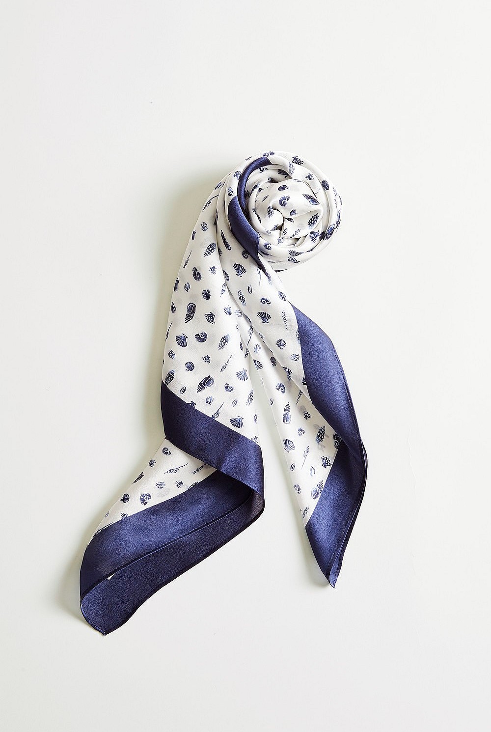 Maris Scarf