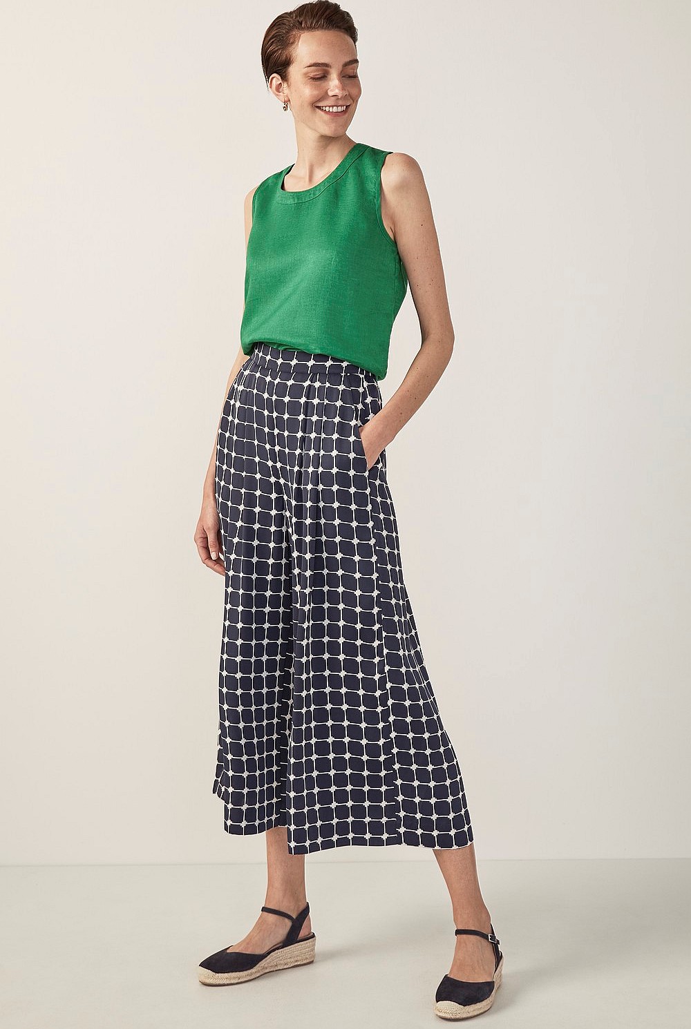 Blurred Grid Wide Leg Pant