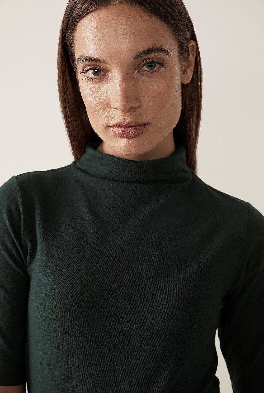 Mock Neck 1/2 Sleeve T-Shirt