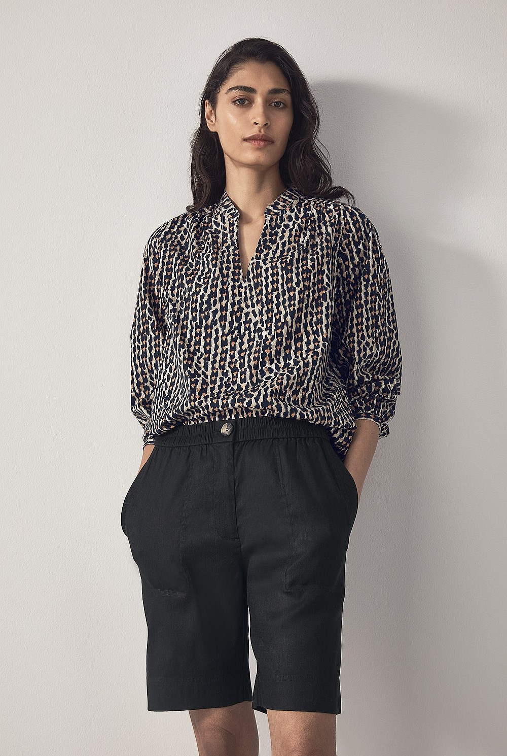 Stretch Linen Viscose Short