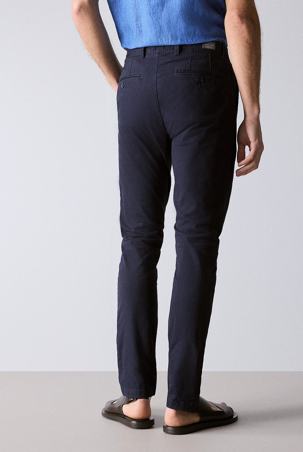 Slim Chino Pant