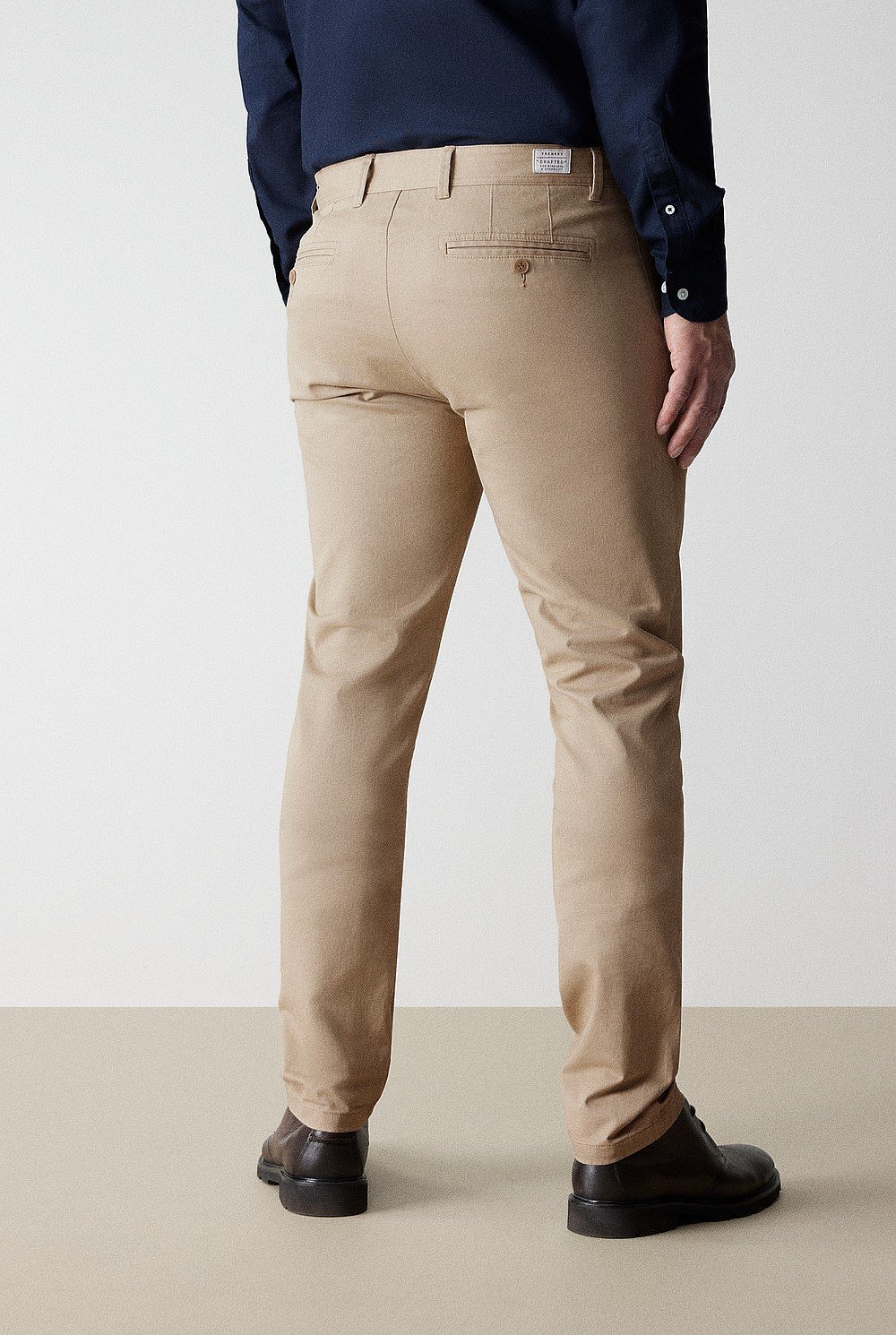 Slim Chino Pant