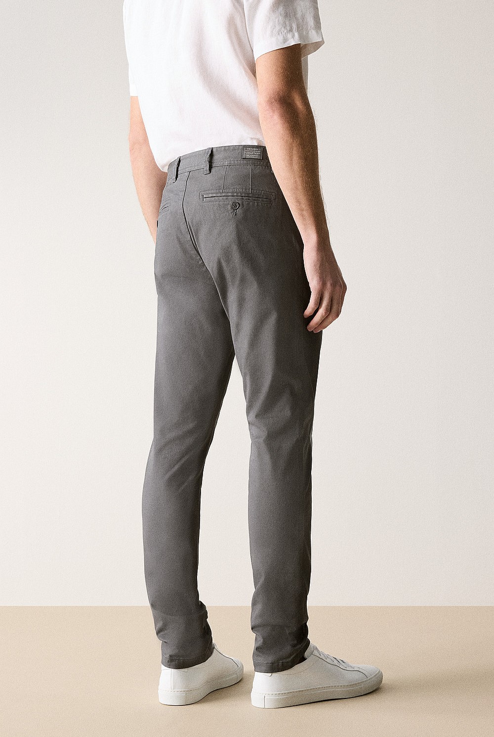 Slim Chino Pant