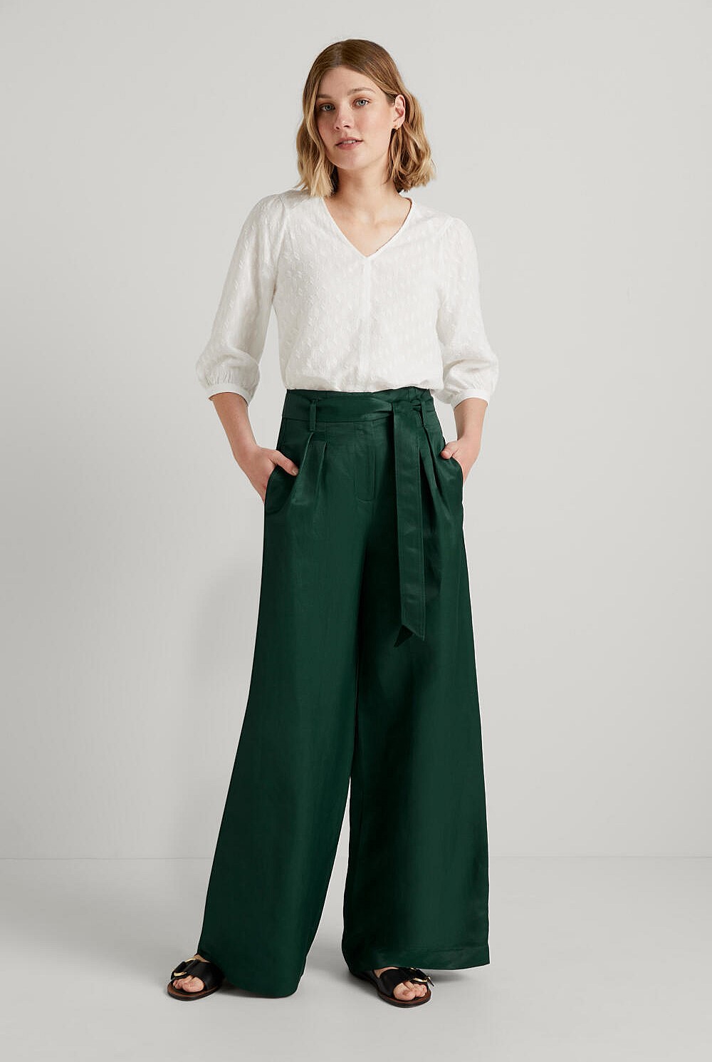 Linen Blend Draped Wide Leg Pant