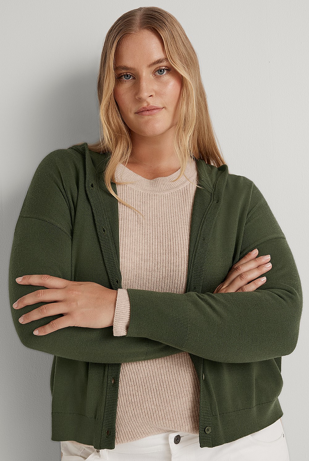 Pamper Travel Hooded Cardigan in Olive