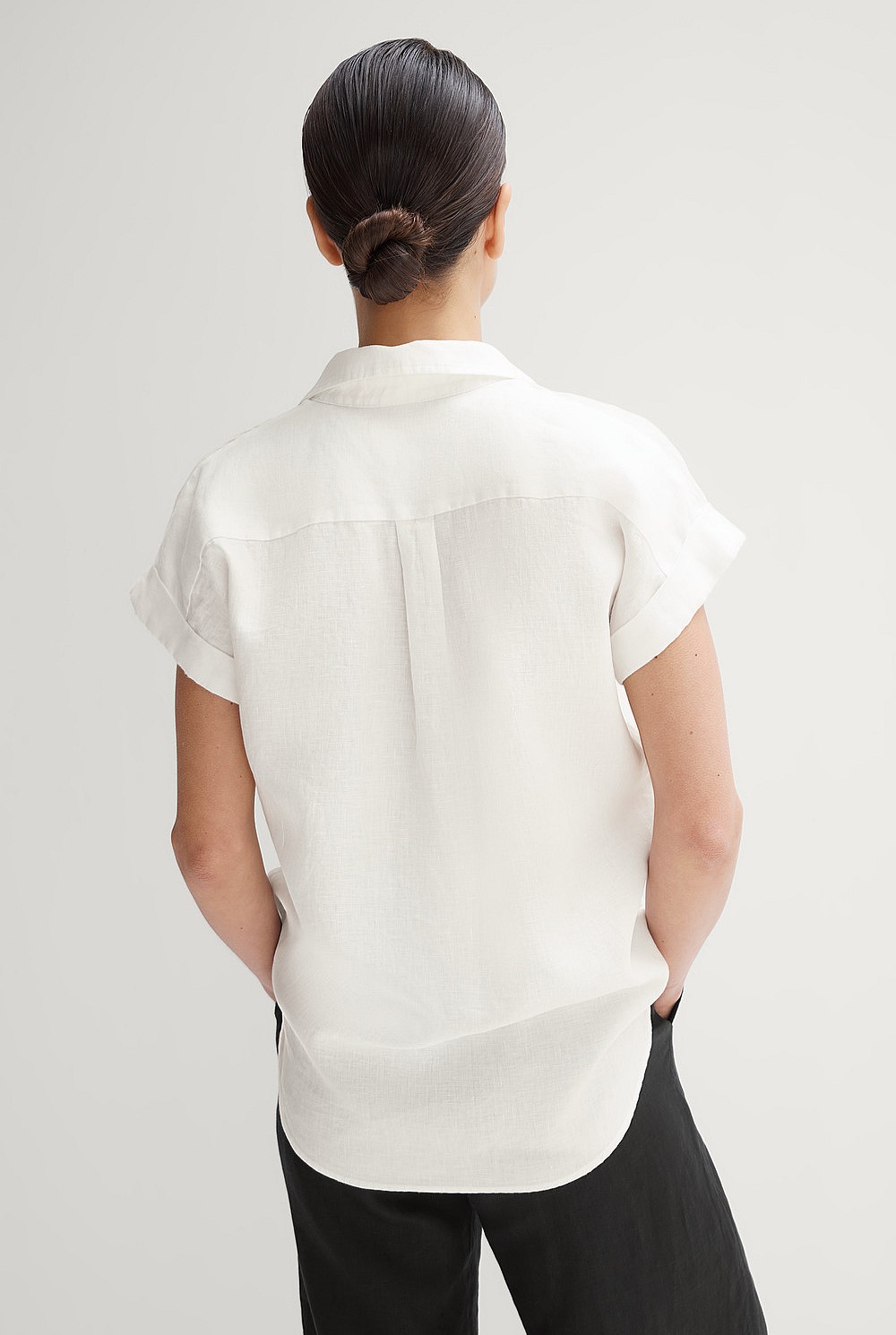 Linen Short Sleeve Cuff Detail Shirt