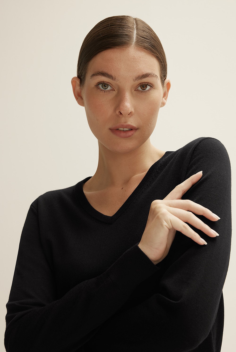 Merino V Neck Knit