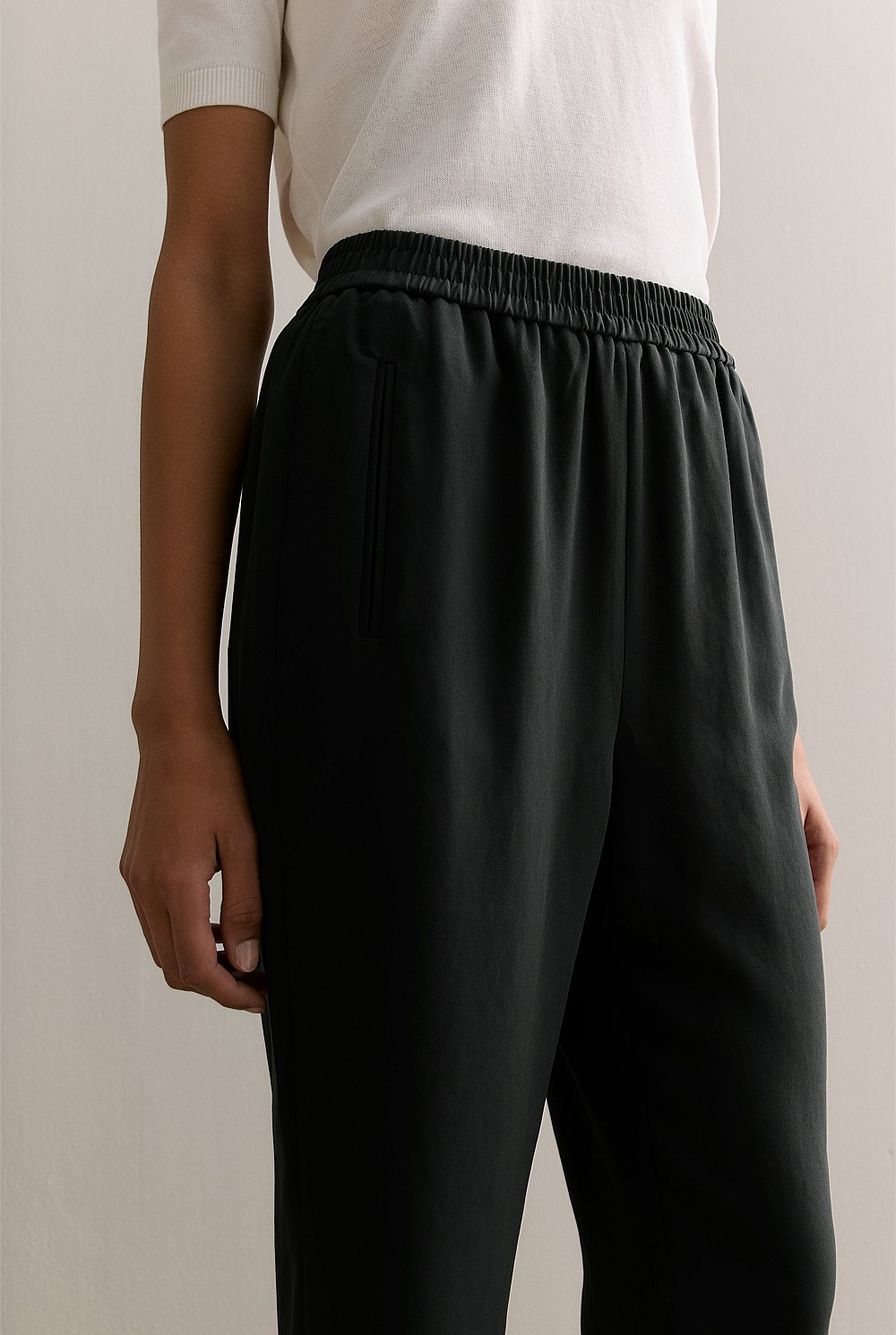 Crepe Travel Pant