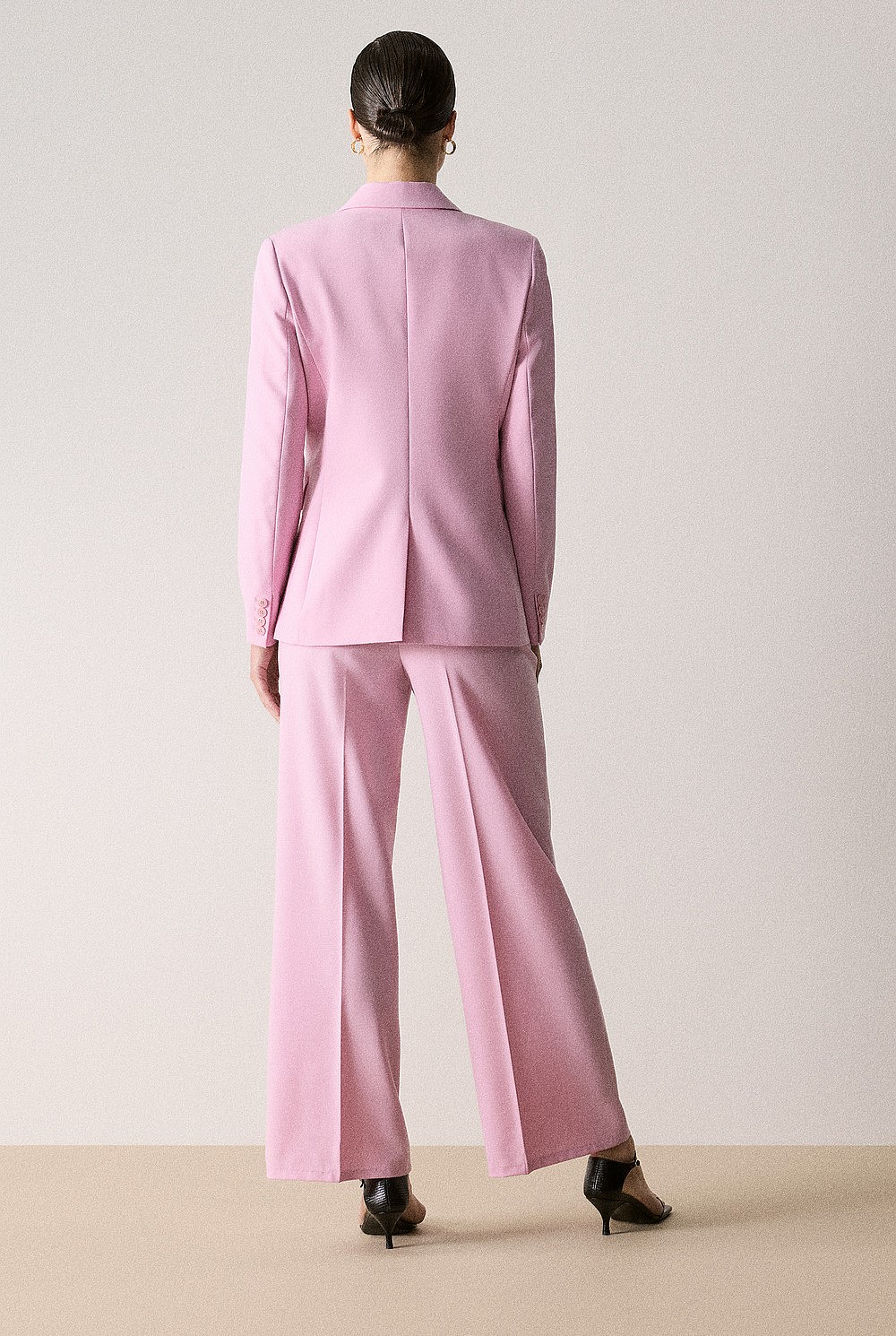 Tailored Single Breasted Blazer