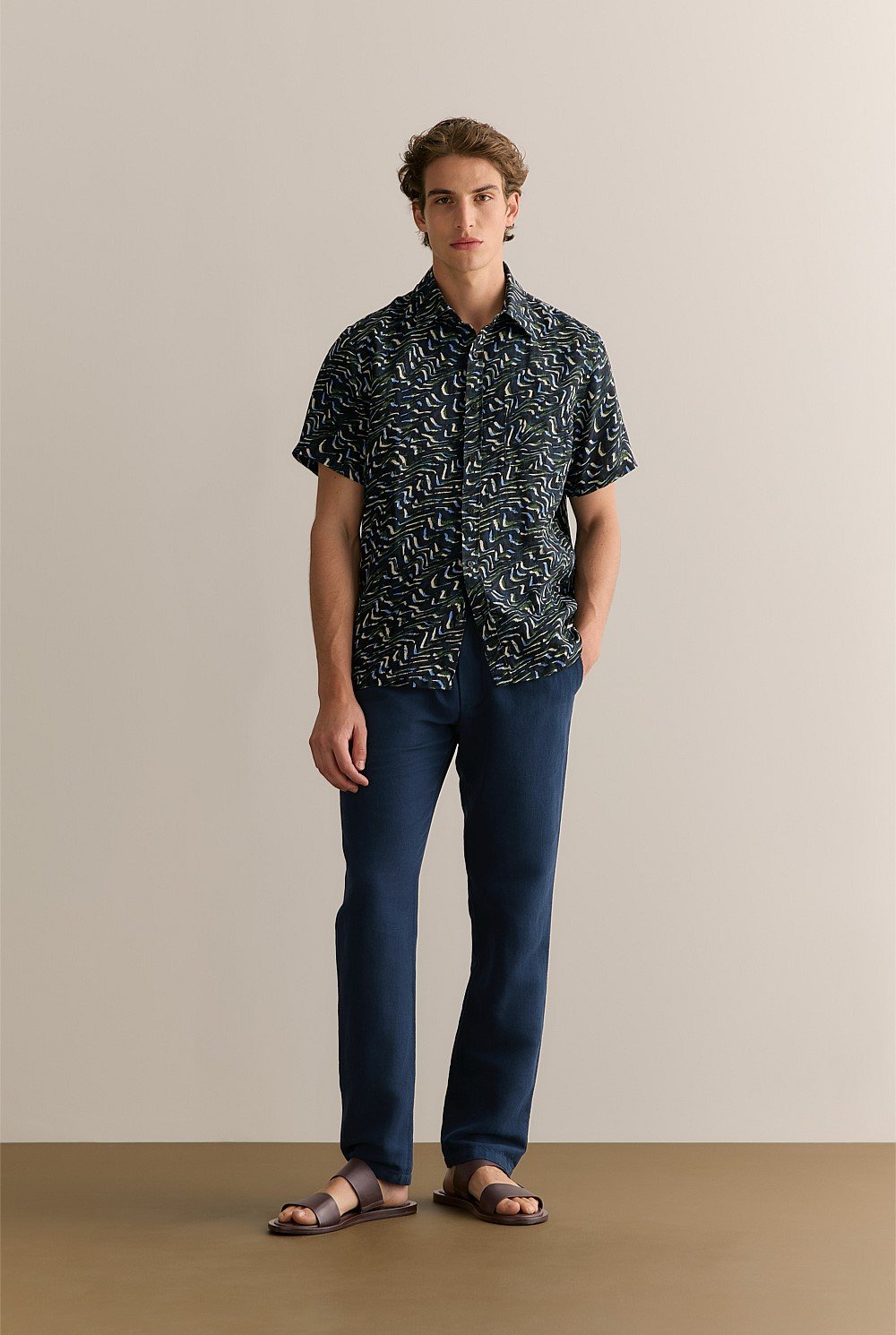 Regular Fit Linen Wave Print Short Sleeve Shirt