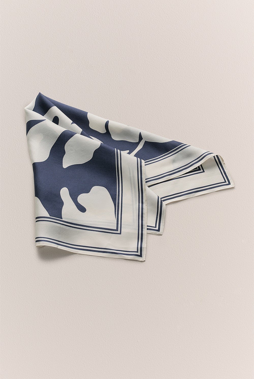 Silk Twill Palm Neckerchief