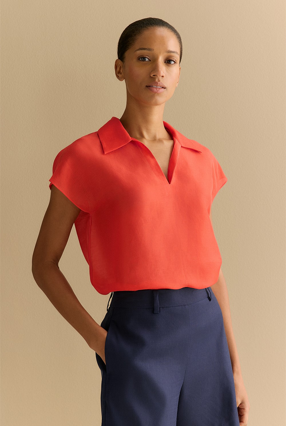 Linen Silk Collared Short Sleeve Top