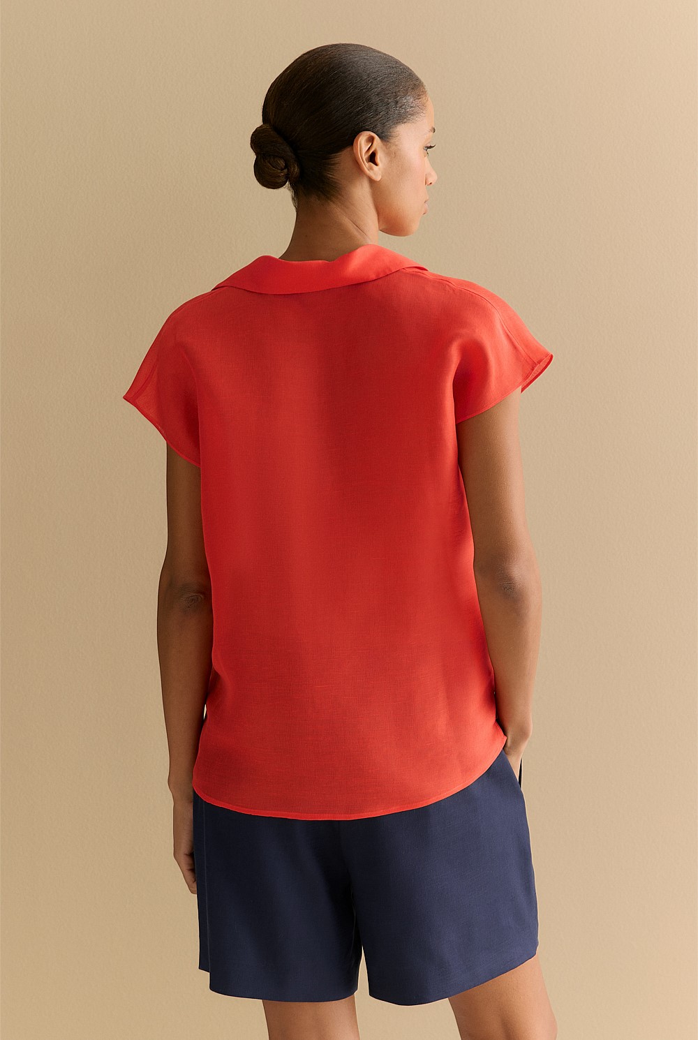 Linen Silk Collared Short Sleeve Top