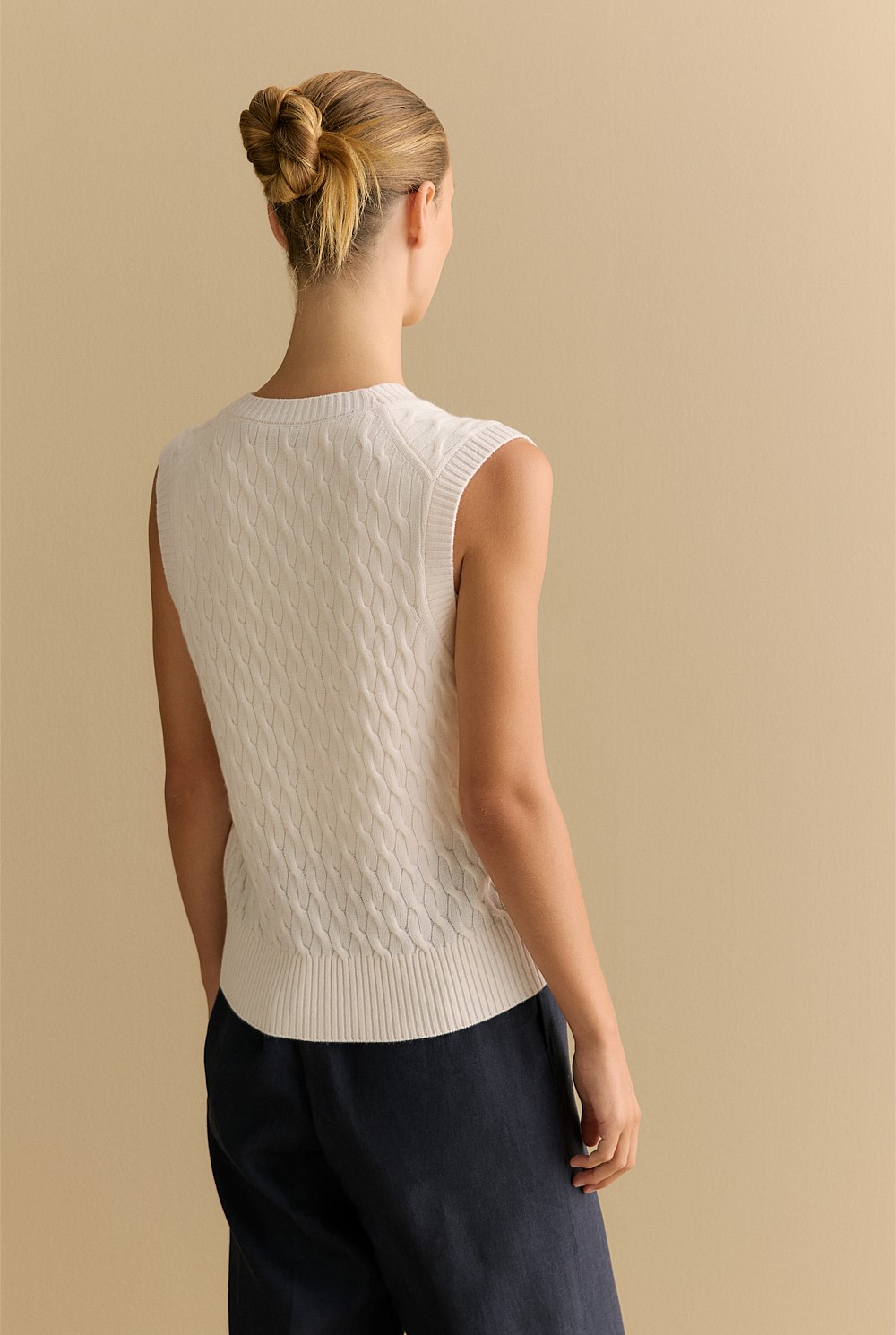 Merino Cashmere Cable Knit Vest