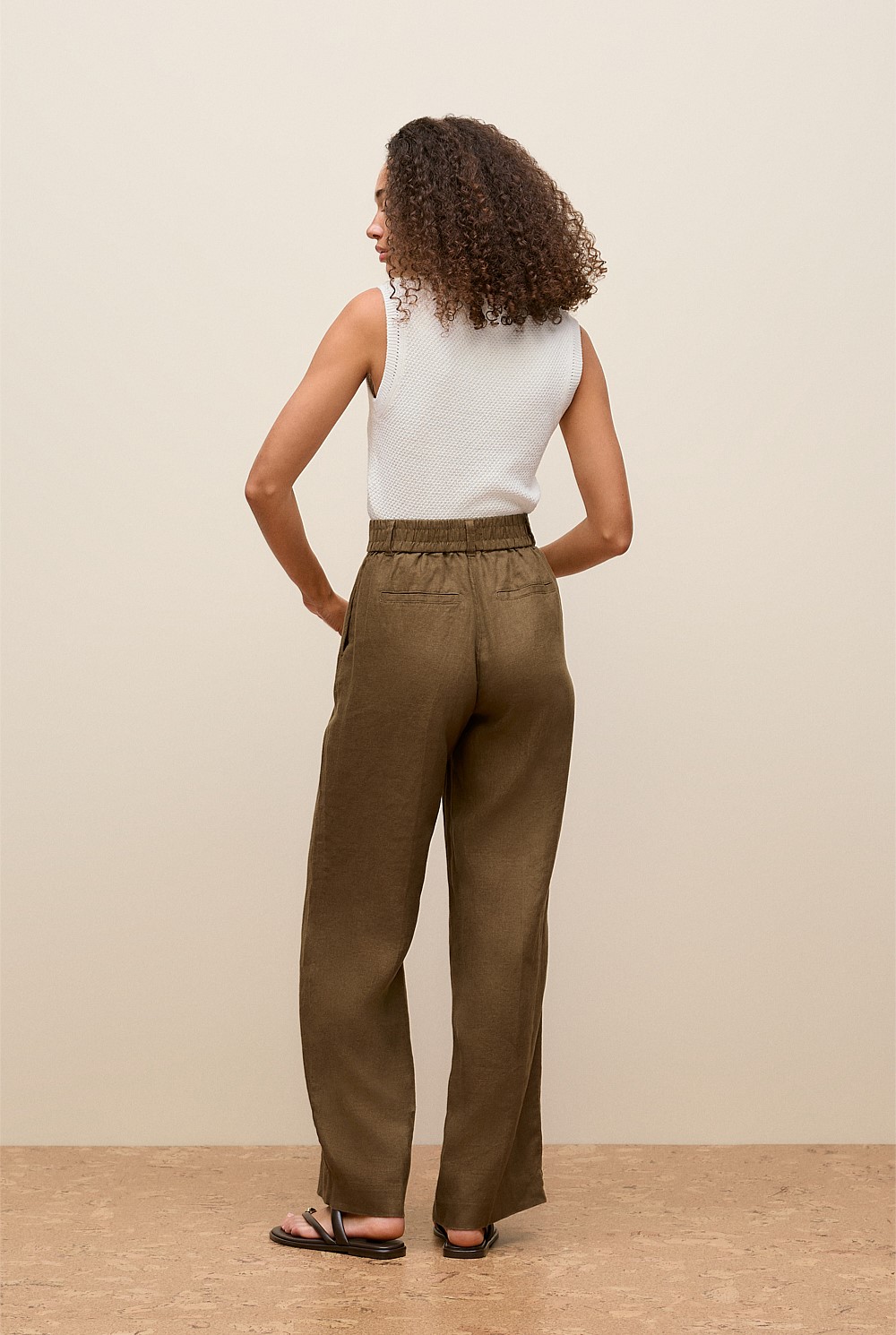 Linen Pintucked Pant