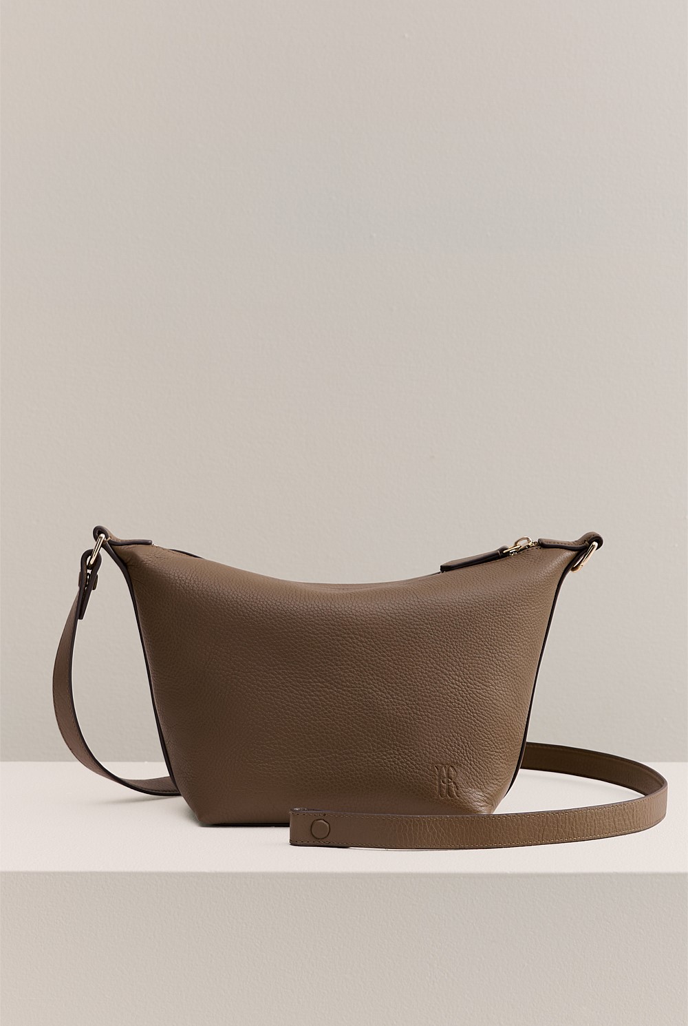 Carnarvon Crossbody Bag