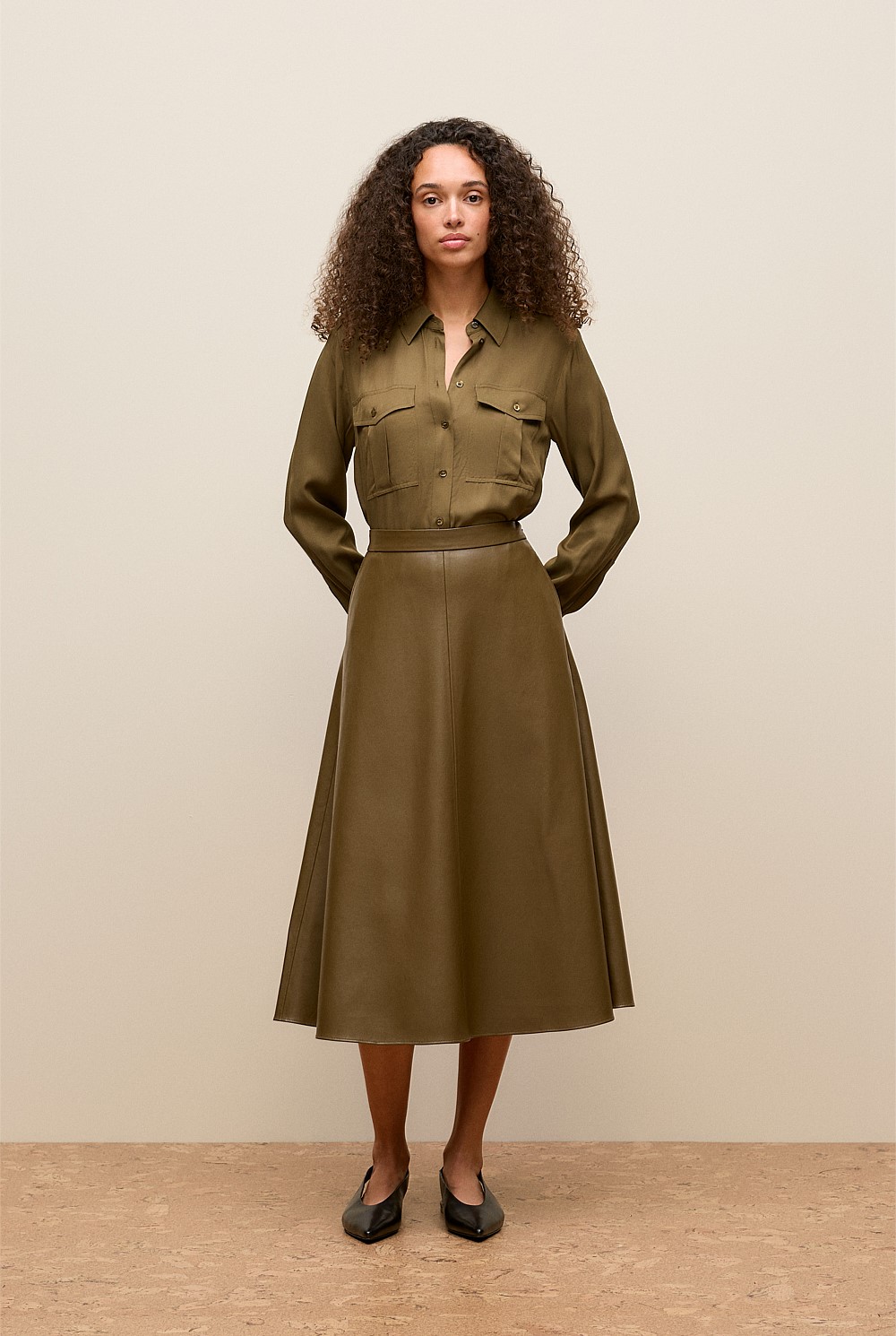Soft Seam Detail Skirt