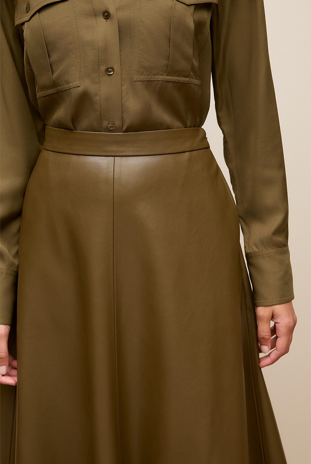 Soft Seam Detail Skirt