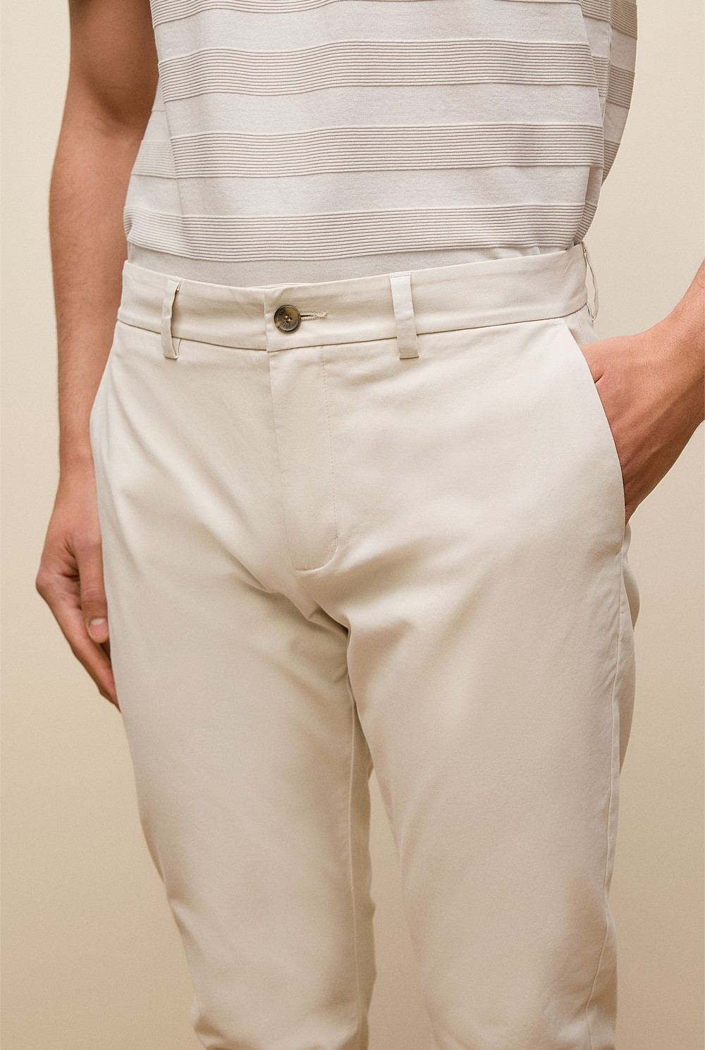 Regular Fit Modern Chino Pant