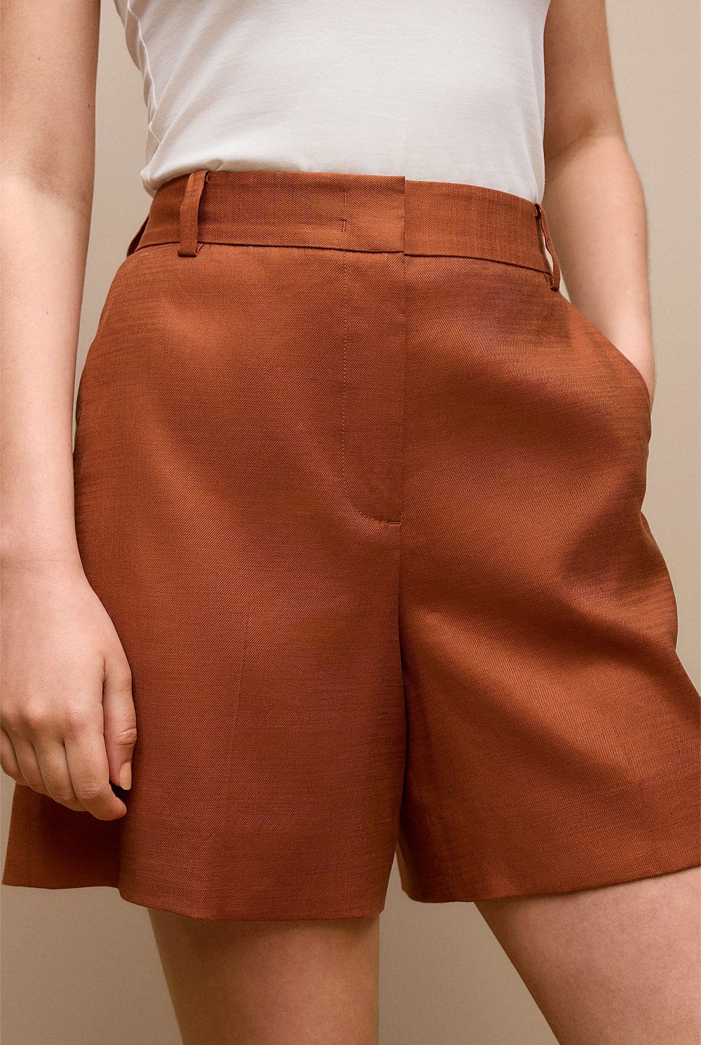 Stretch Linen Blend Tailored Short