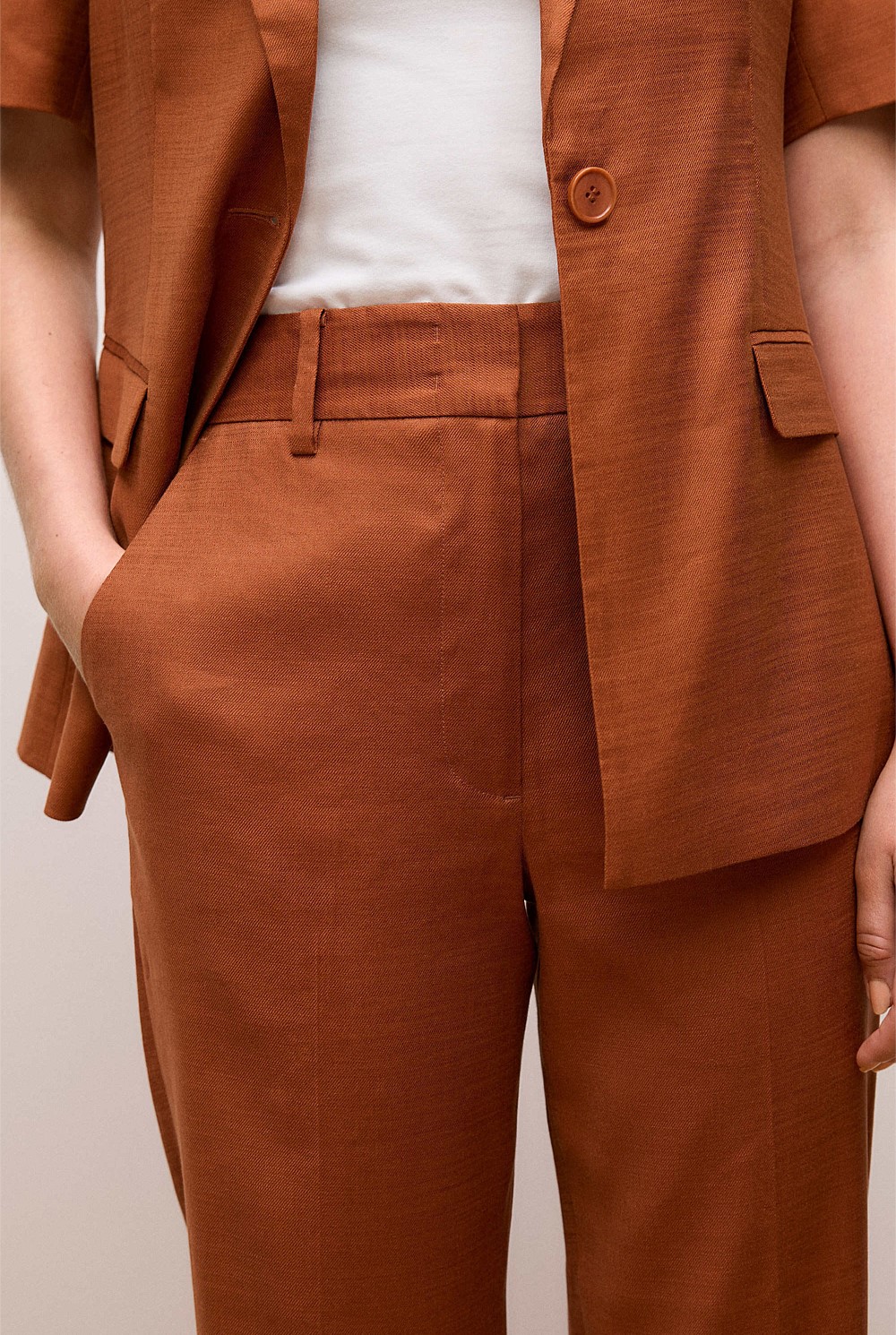 Tapered Leg Pant