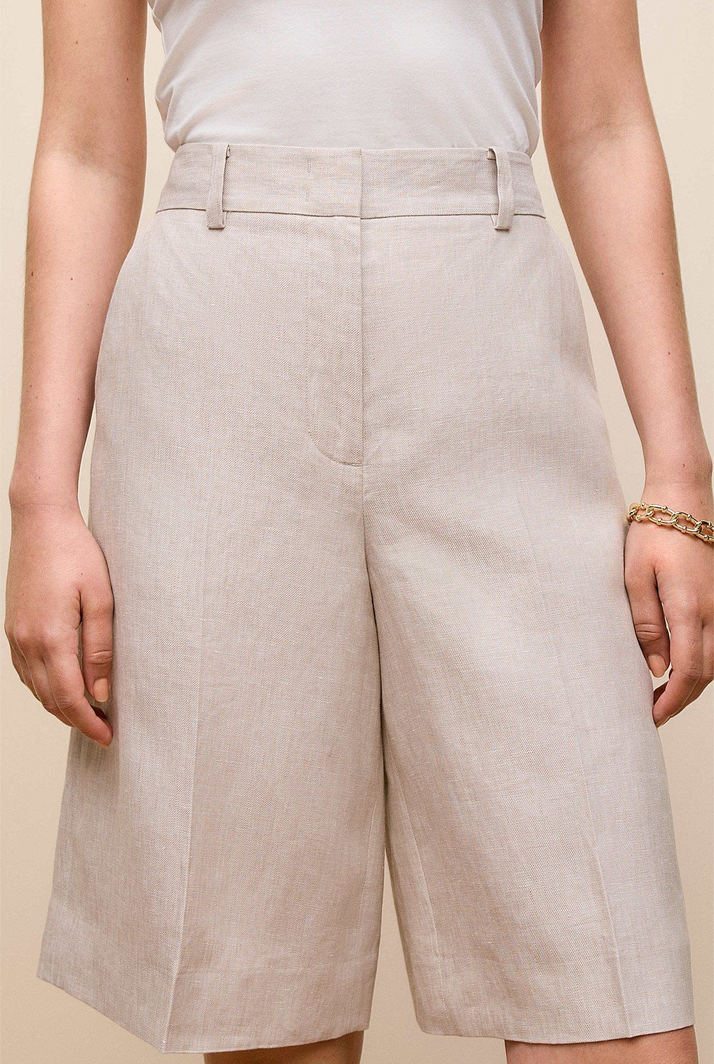 Linen Tailored Longline Short
