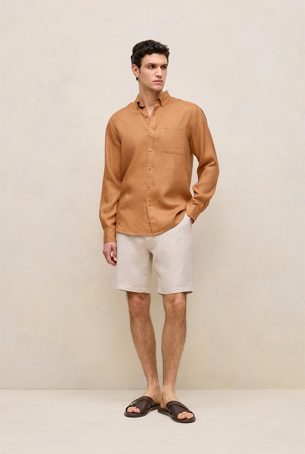 Linen Tailored Relaxed Short