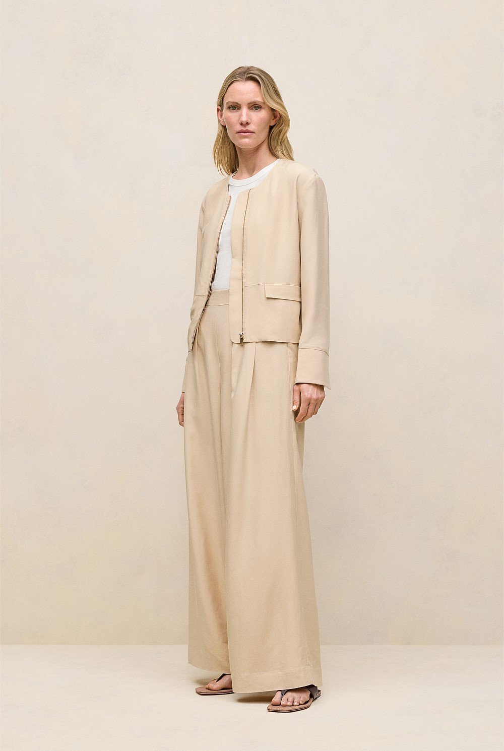 Pleat Front Wide Leg Pant