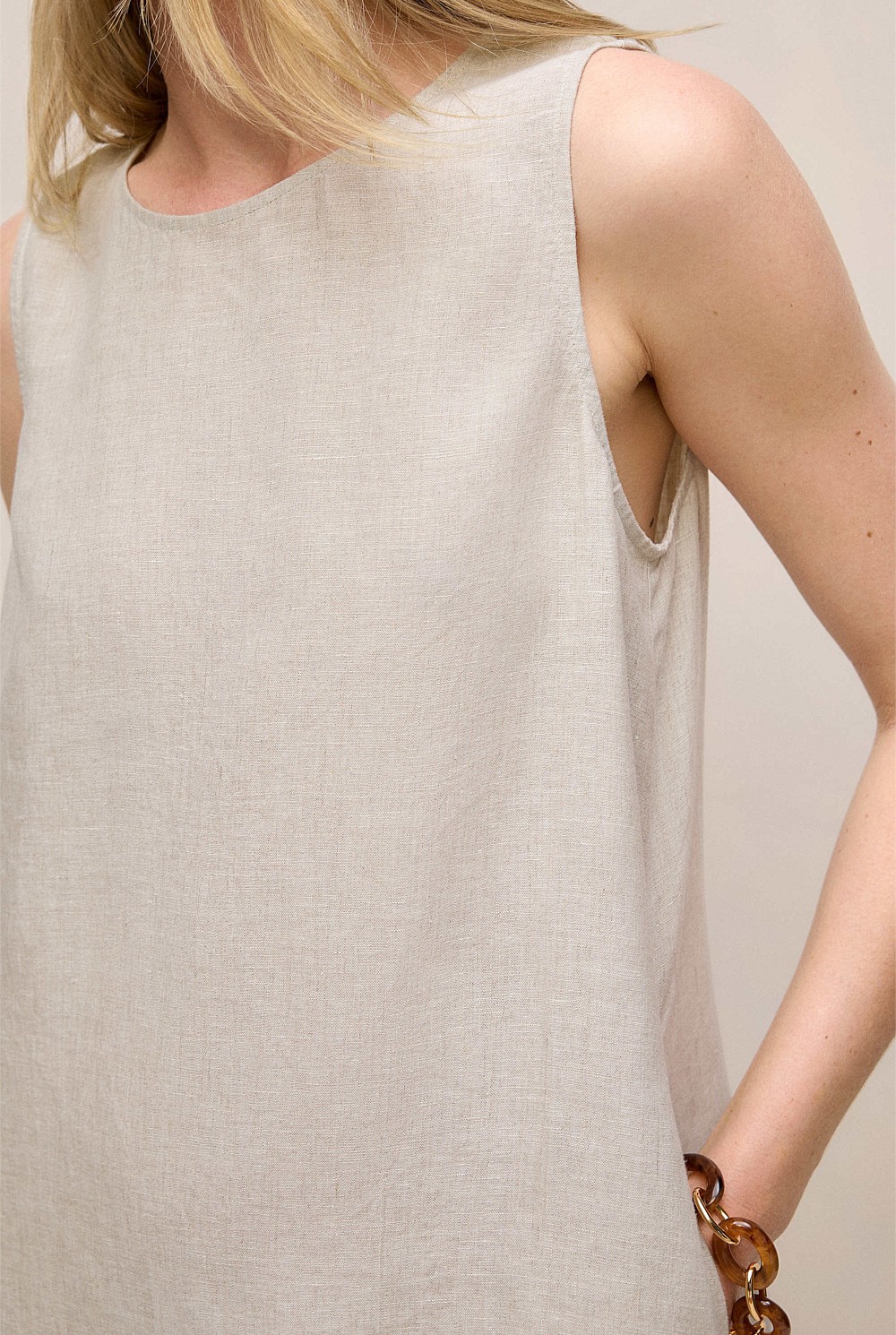 Linen Sleeveless Column Dress