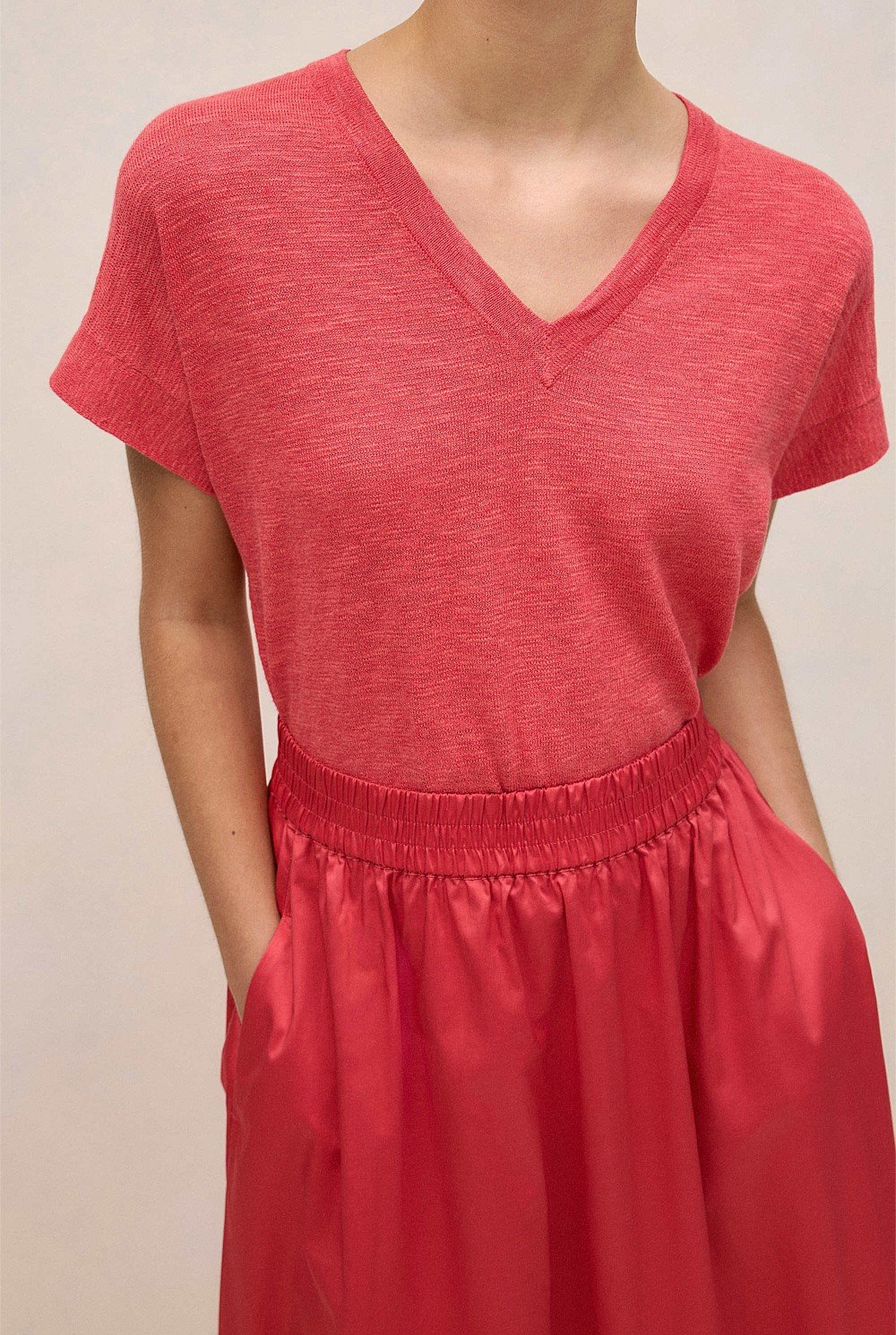 Linen Cotton Relaxed V Neck T-shirt