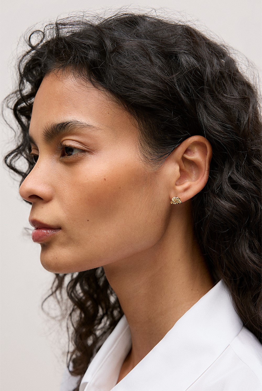 Dolina Stud Earrings