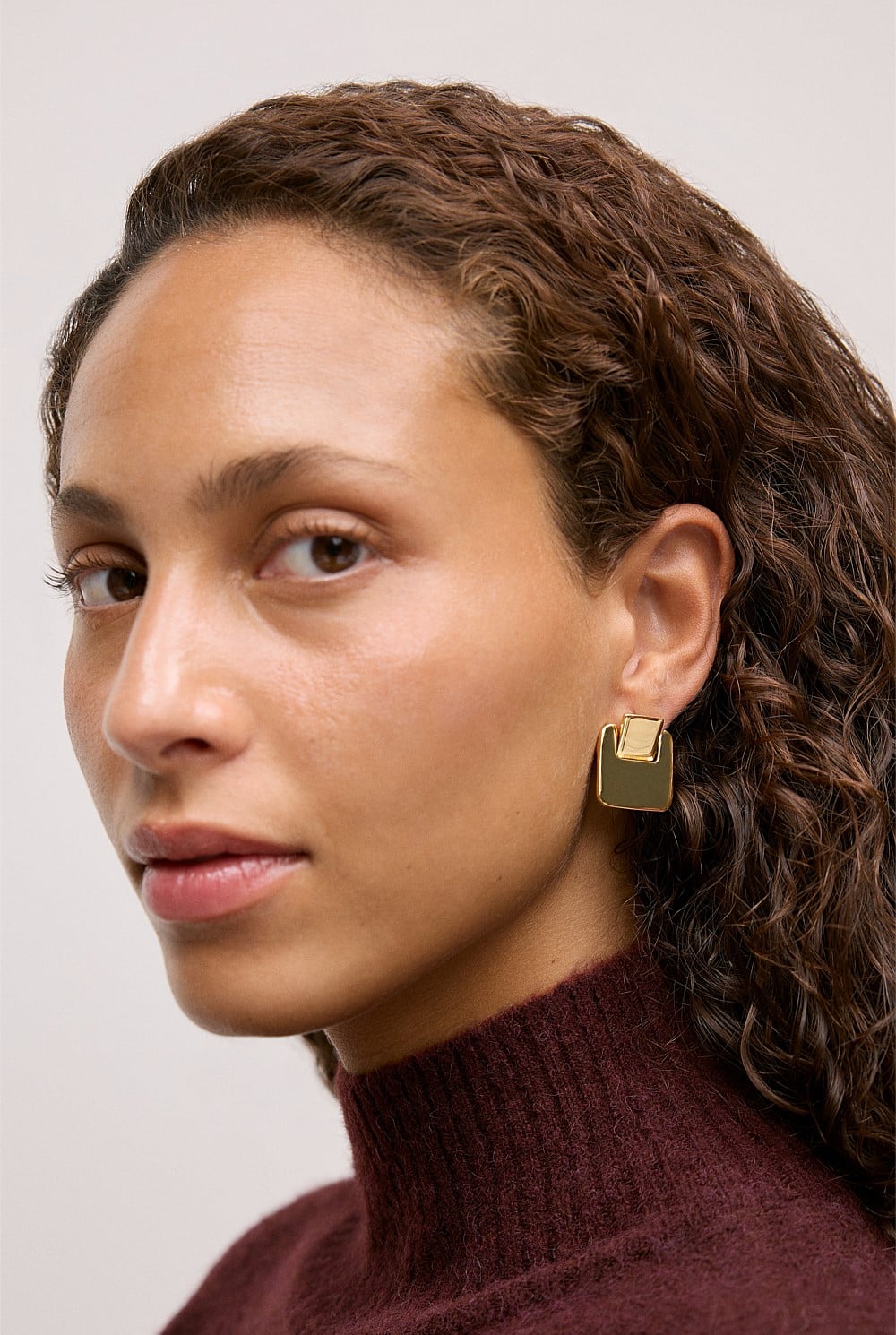 Thera Earring