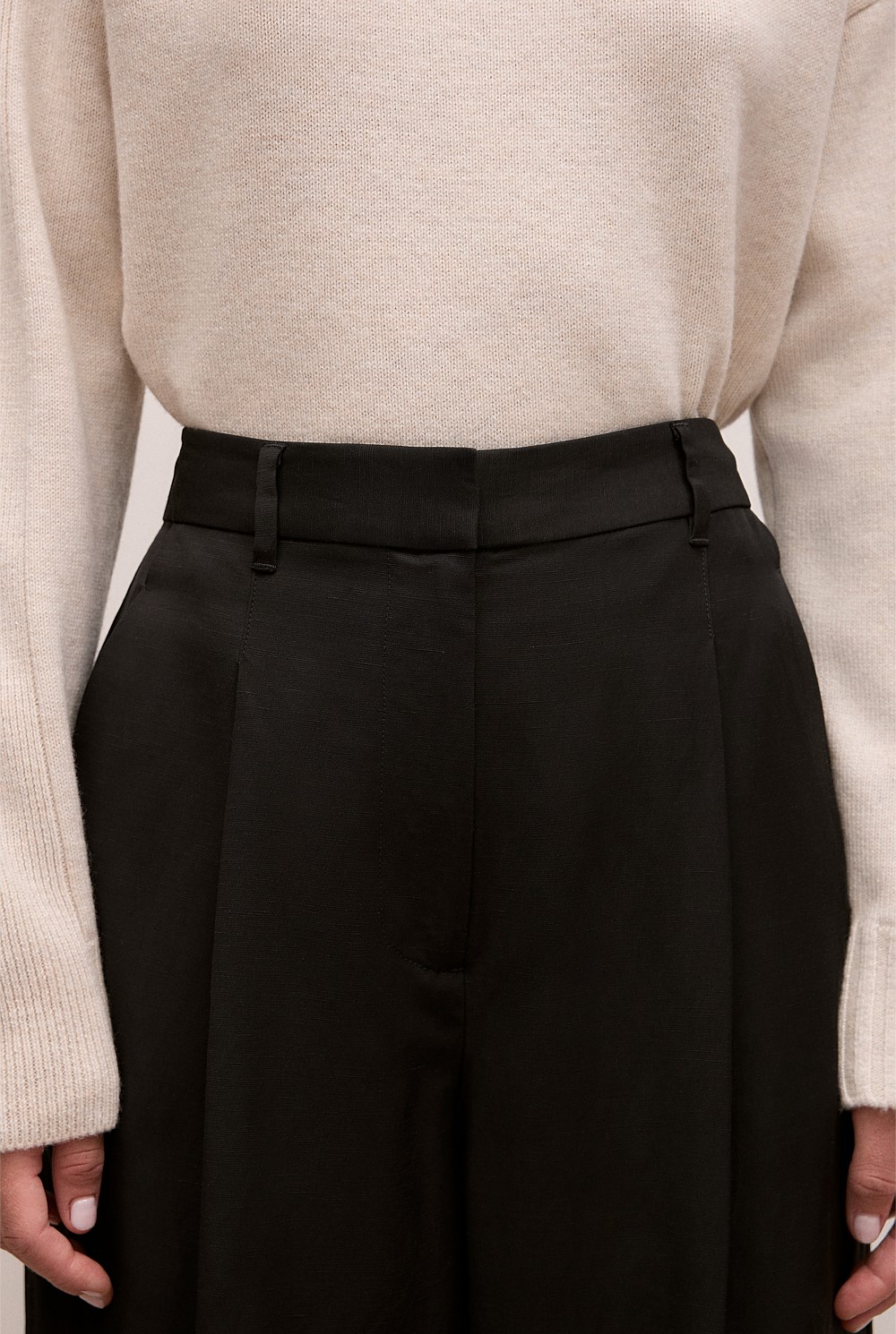 Soft Tailored Pant