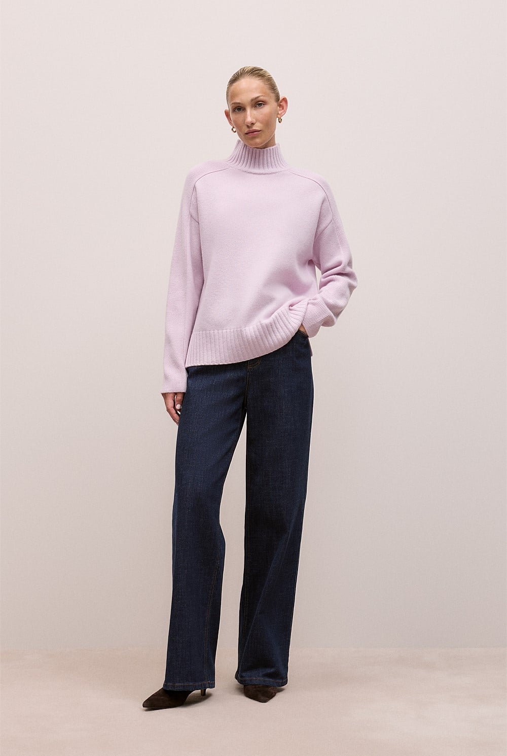 Merino Funnel Neck Pullover