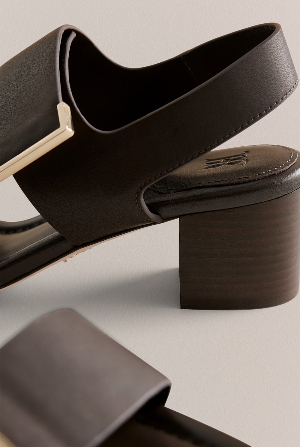 Alune Heel Sandal