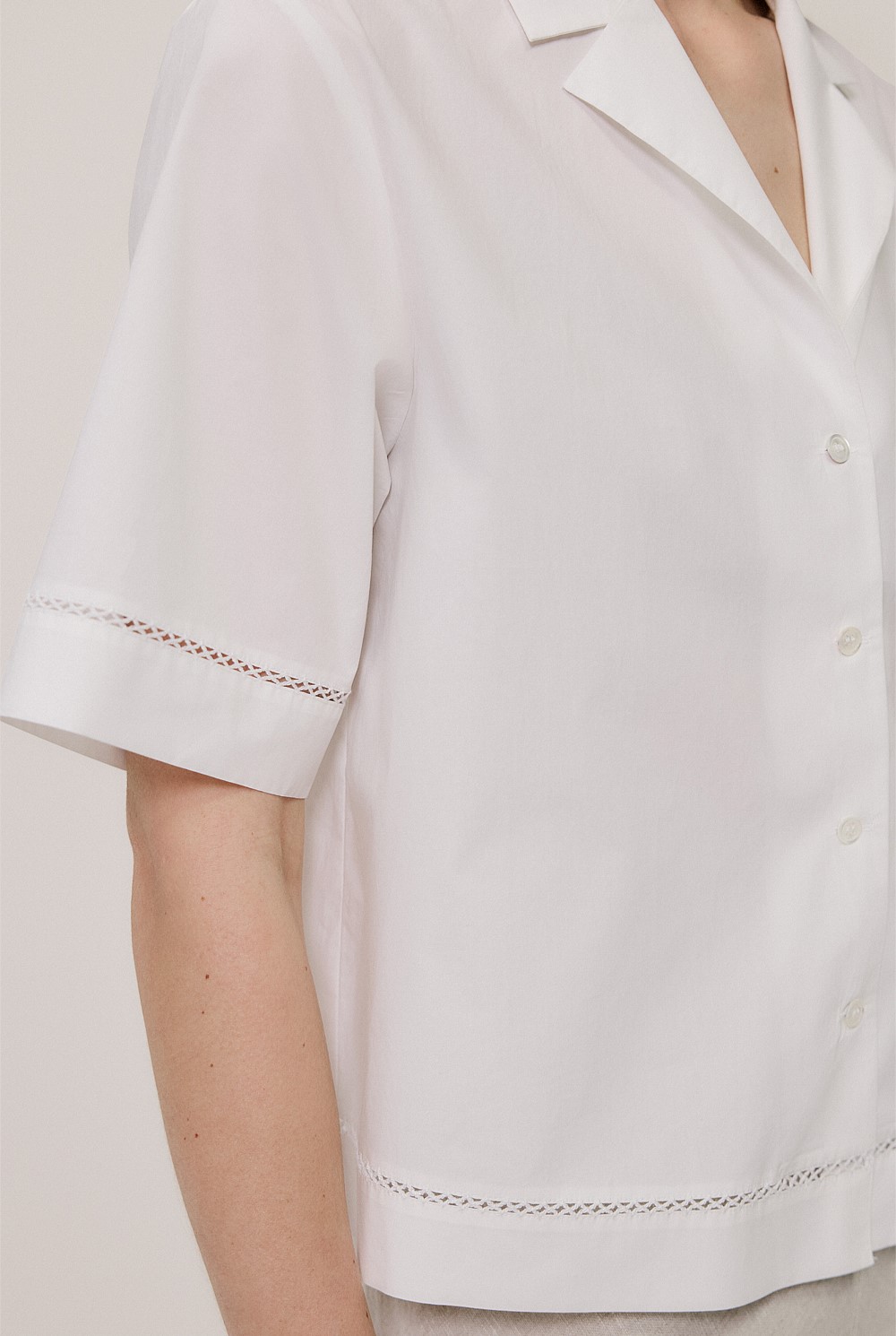 Poplin Lattice Trim Short Sleeve Shirt