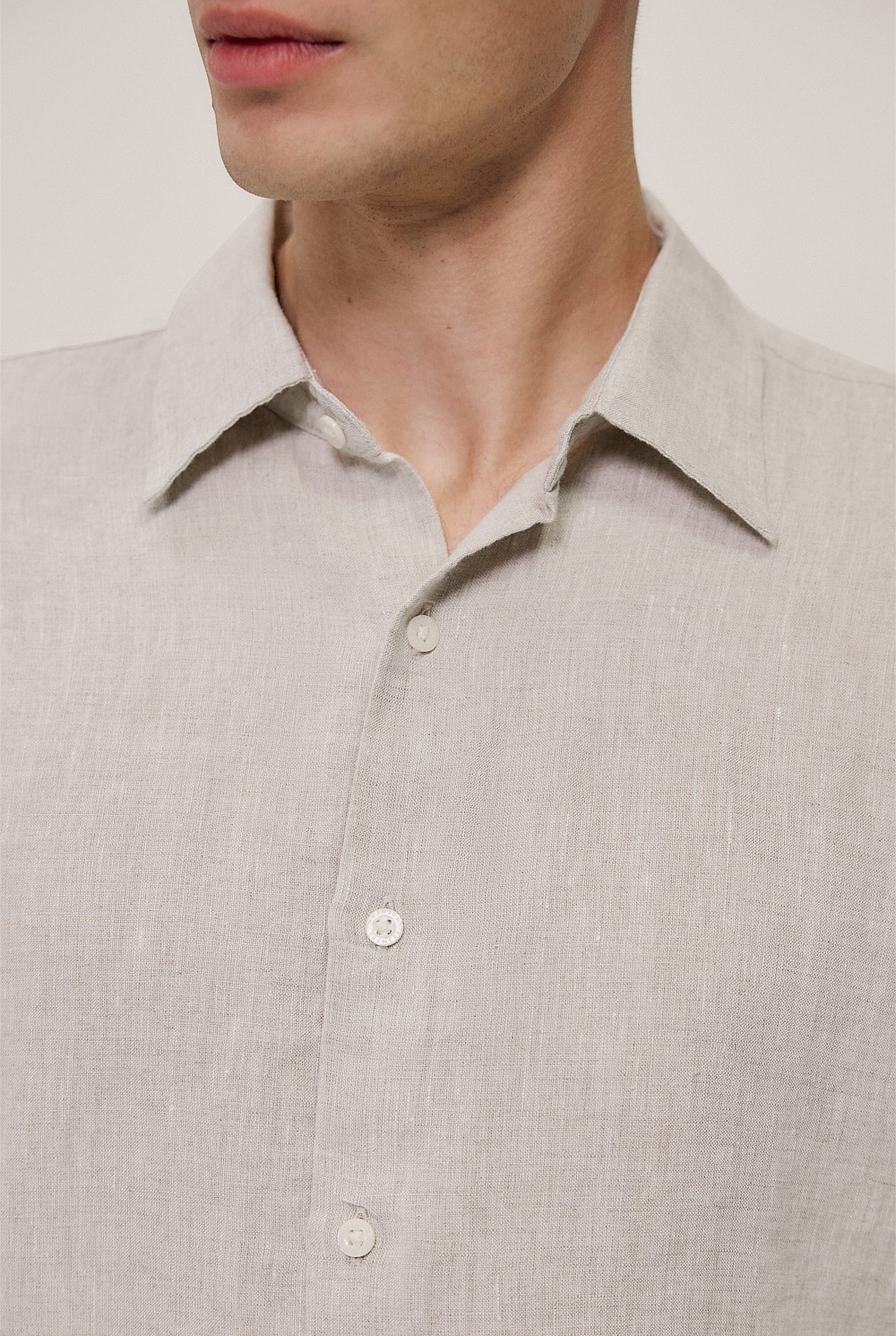 Yarn Dyed Linen Short Sleeve Shirt