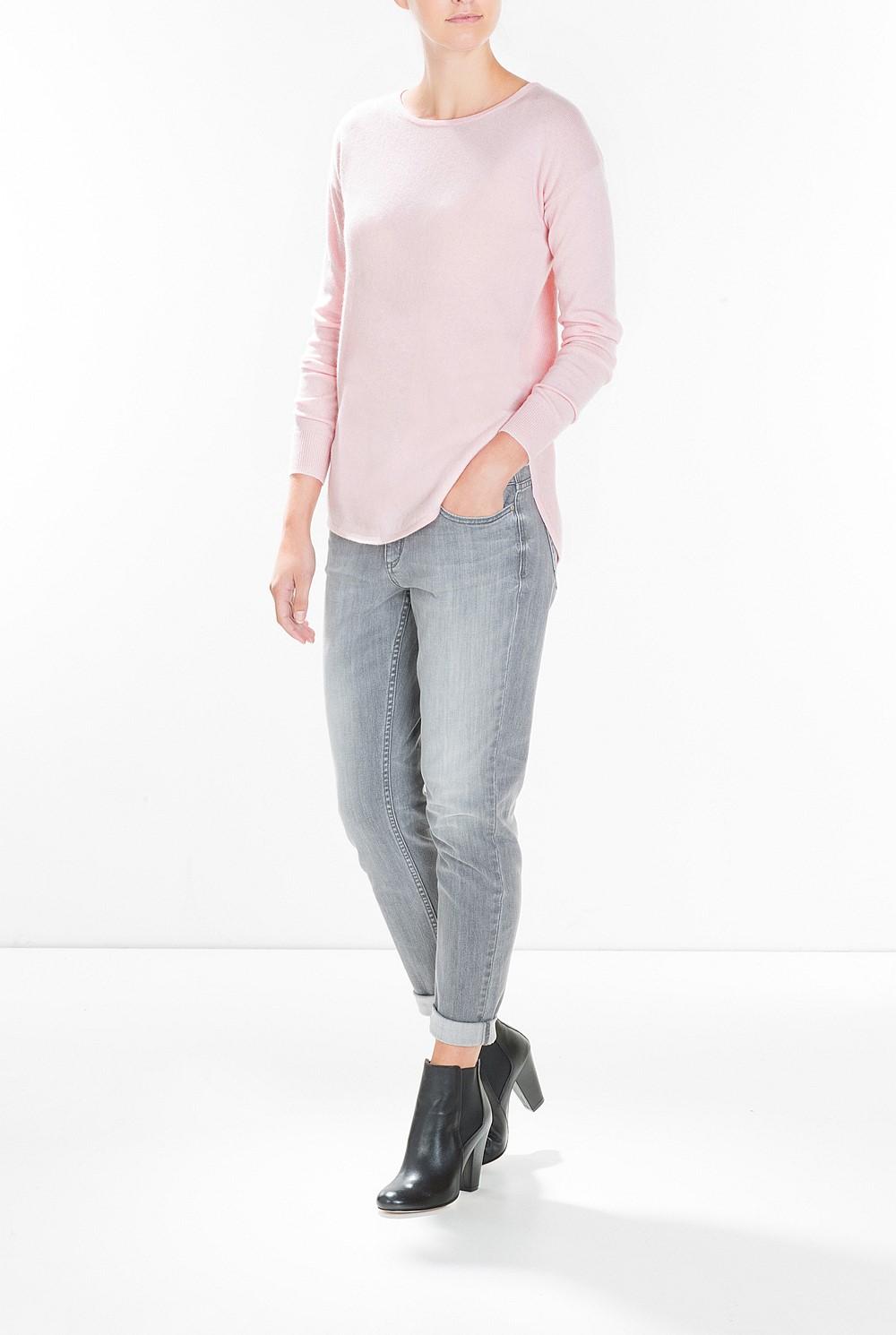 Curved Hem Knit
